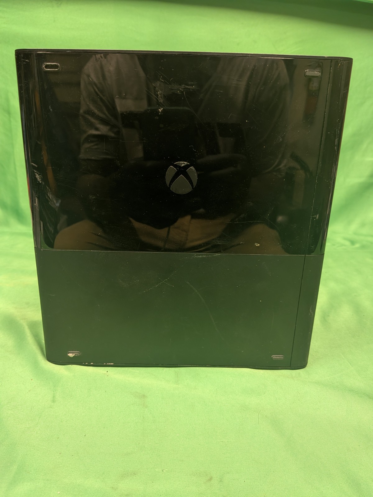 Xbox 360 E Model 1538 Console & Minecraft Loose Disc – Powers On – Read Note