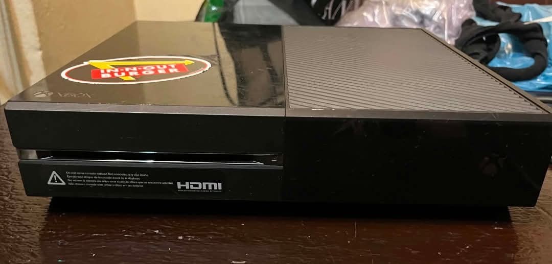 Microsoft Xbox One Home Console Black w/ Power Supply, HDMI Cable, Wi-Fi