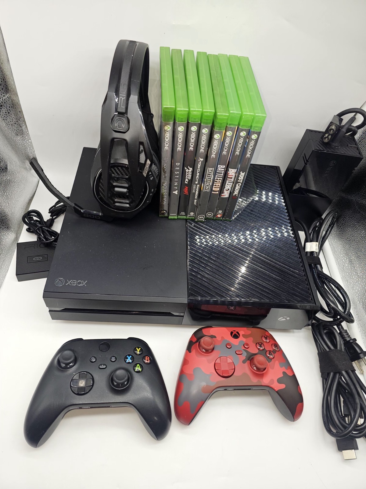 XBOX ONE 1TB Optimized | 2 Controllers | RIG 800Headset | Account | 8 Game Lot
