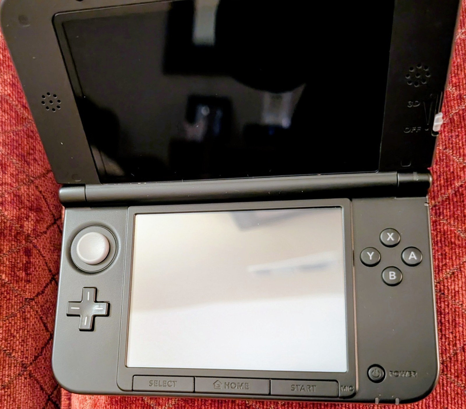 Red Nintendo 3DS XL Console Bundle Game System Adult Owned