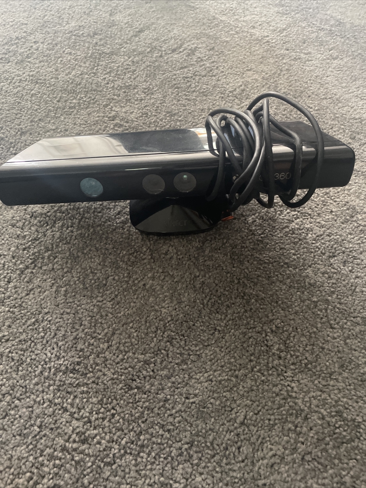 Used Xbox 360 Console, includes 2 Controllers, Kinect Sensor, and 3 games.