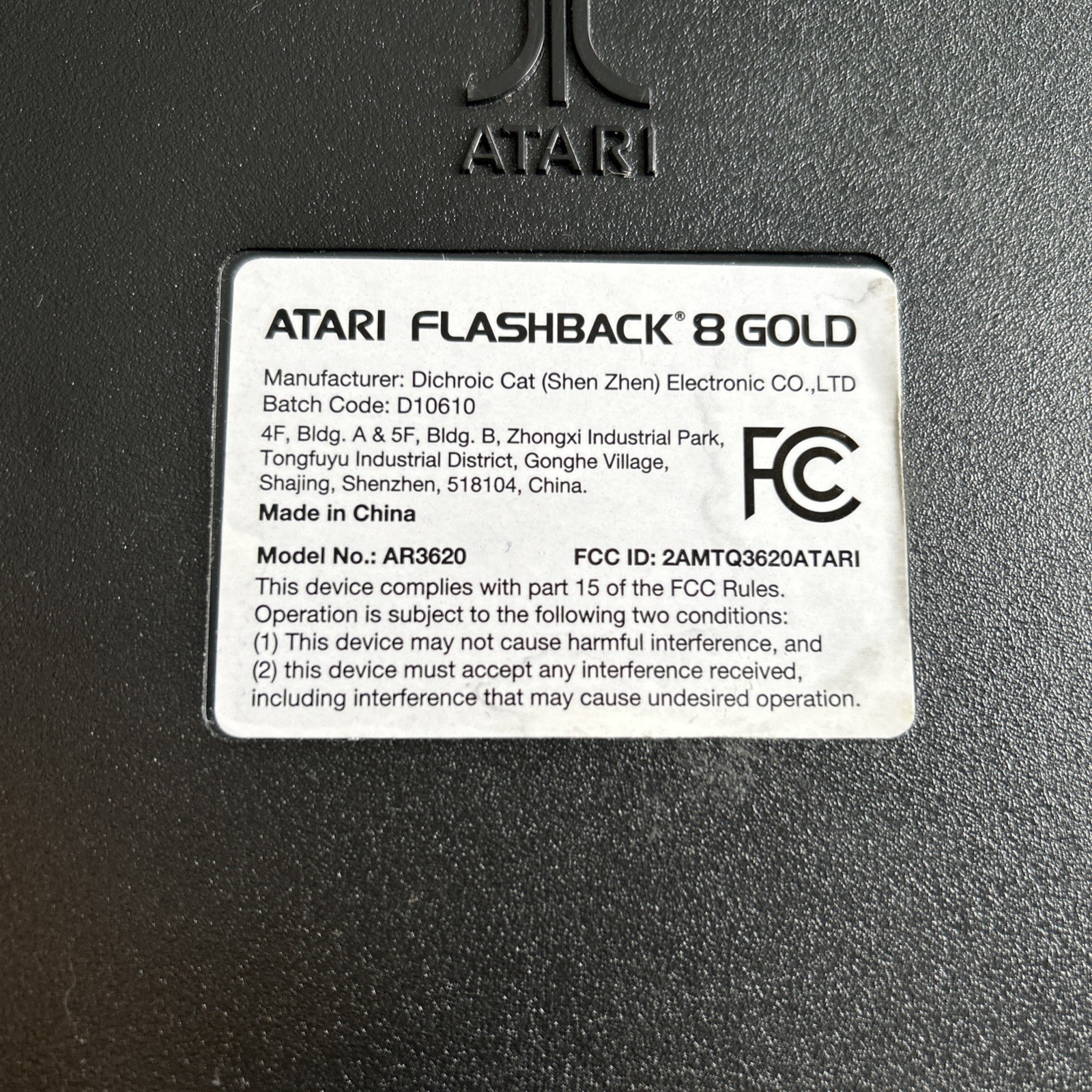 Atari Flashback 8 Gold Deluxe HD Console Wireless Controllers 40th Anniversary