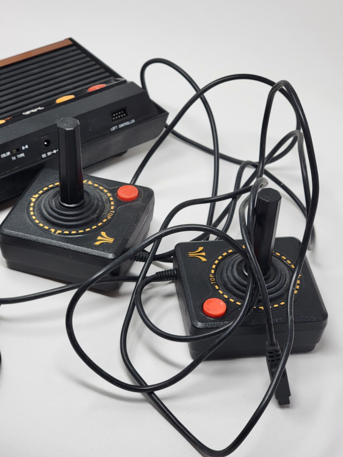 2005 Atari Flashback 2 with Joystick & Dial Controllers 40 Games Loaded