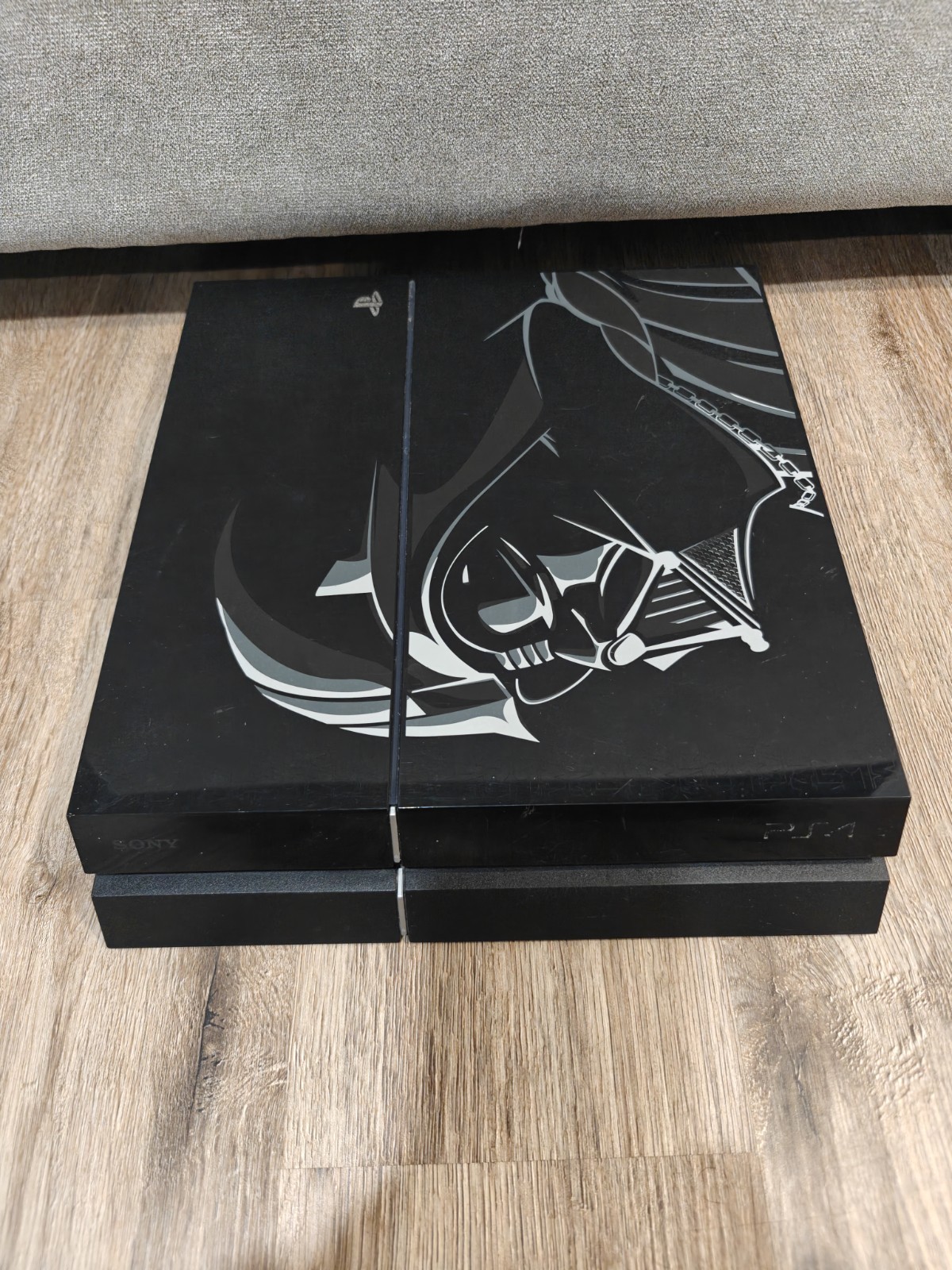 PS4 500GB Console Star Wars Darth Vader Edition Bundle + Controller & Cables