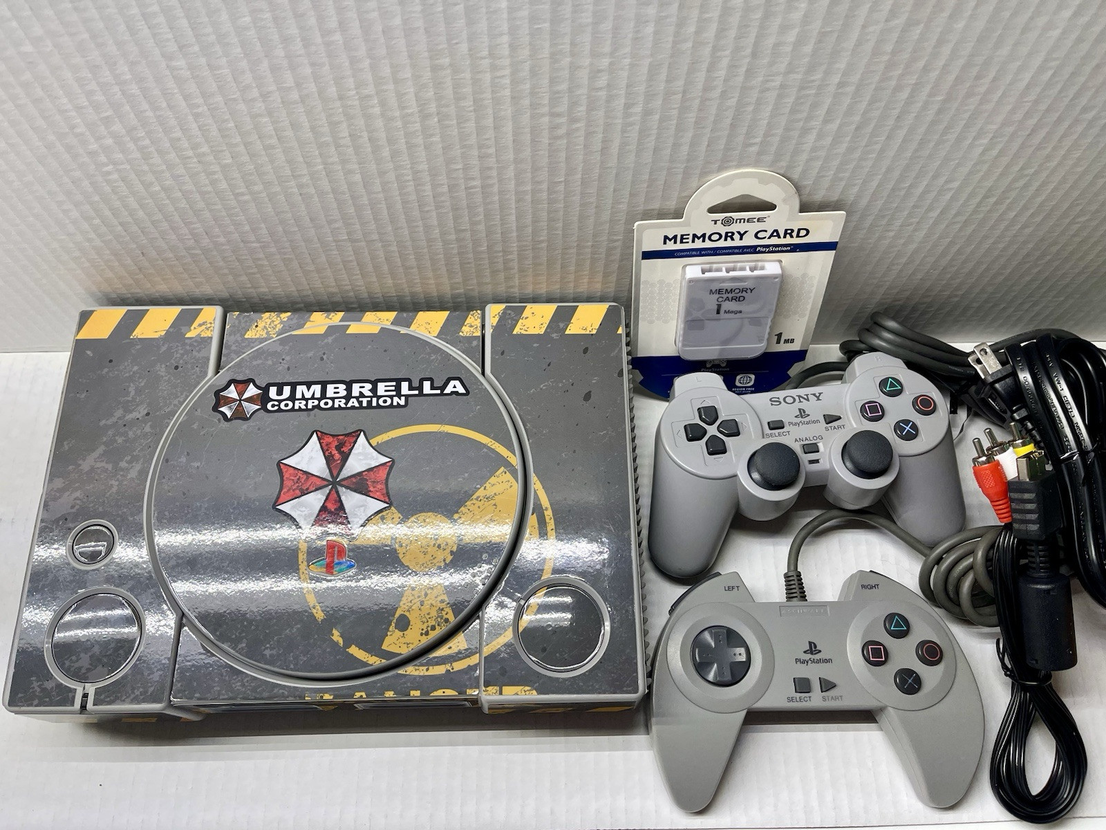 Sony PlayStation 1 Console (PS1) – (Gray). Tested! Fast Shipping!