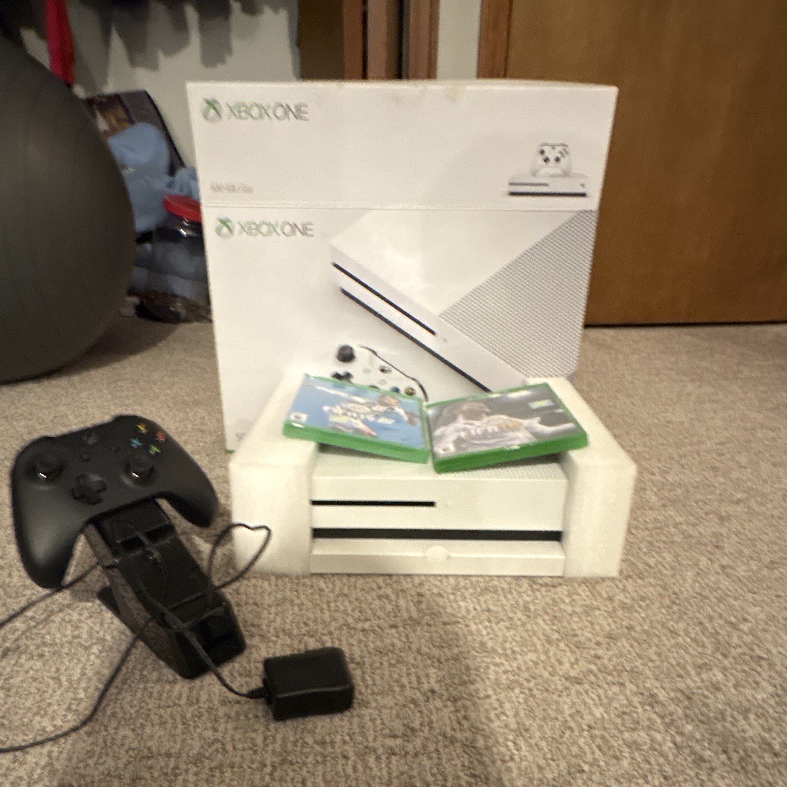 Xbox One S White 500GB Controller And Charger With 3 Games One May Not Work