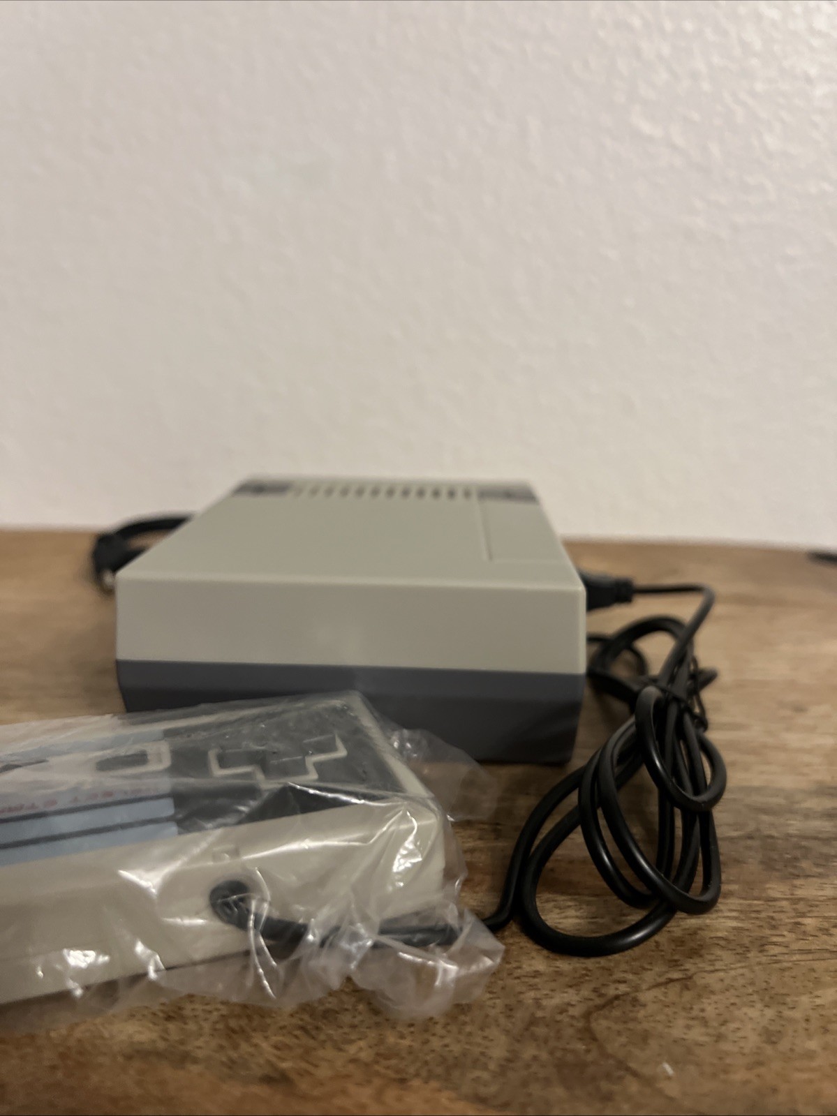 Bootleg NES Classic Edition Mini Console +Controller & Built In Games -No Cables