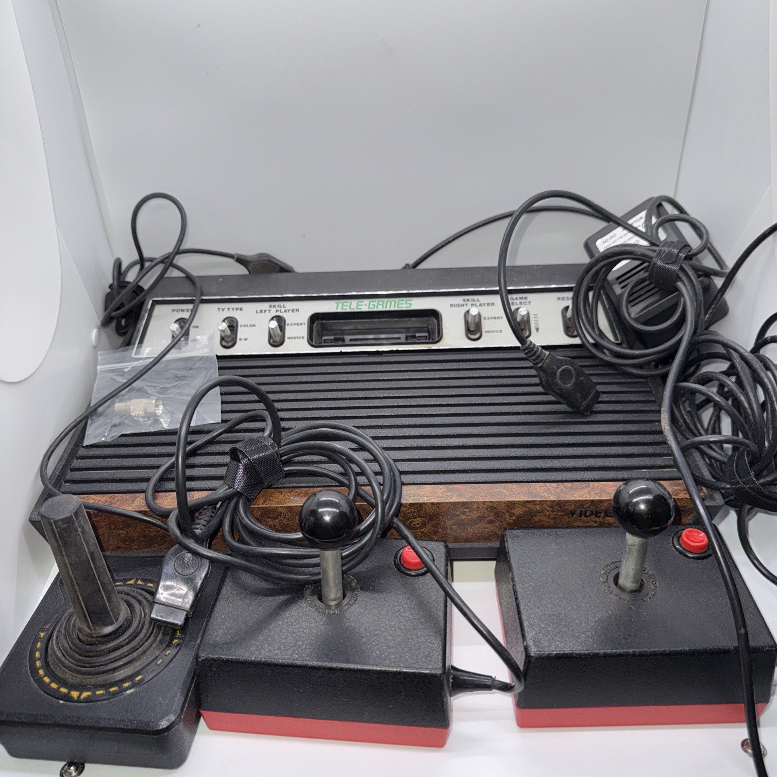 Sears Tele-Games Atari 2600 6 Switch Tested + Modern TV Adapter 1 Org And 2 Cont