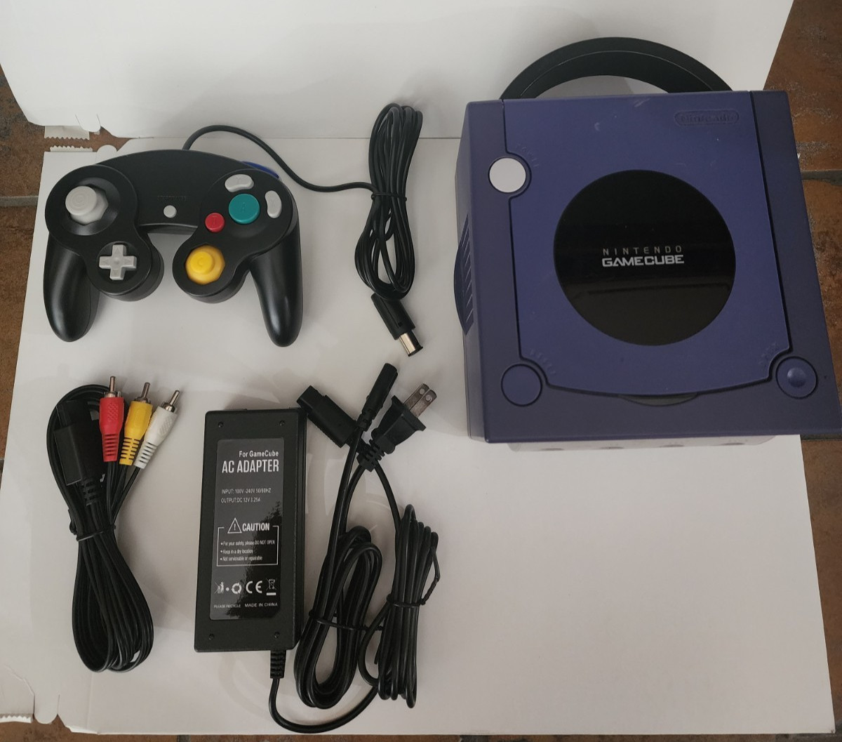 Nintendo GameCube Console System – Indigo Bundle with Controller and Cables