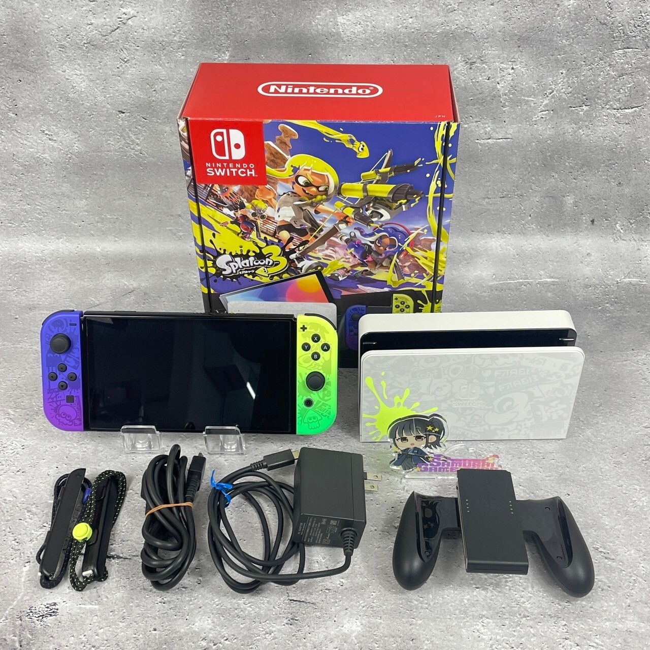 Nintendo Switch 64 GB OLED Console White Neon Red & Blue Zelda Pokémon Splatoon