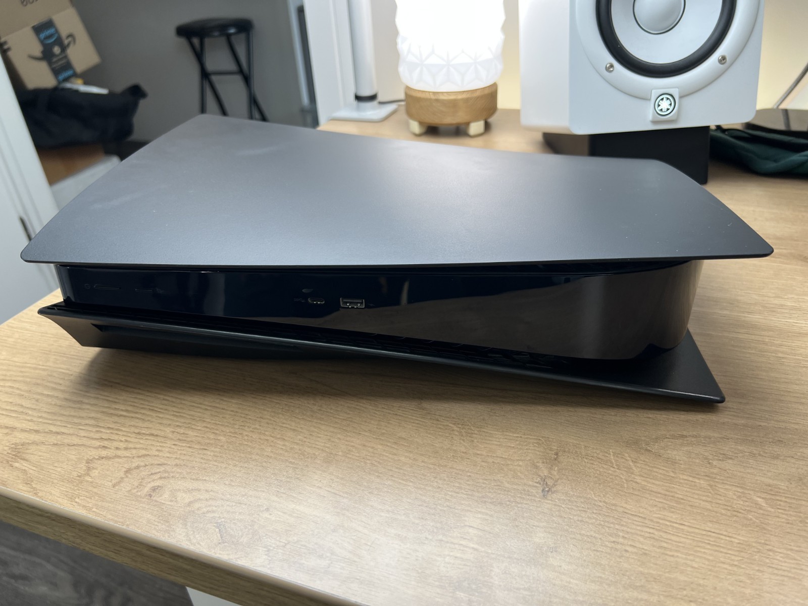 Sony Playstation 5 Console – 1TB Disk version – Used with DualSense controller