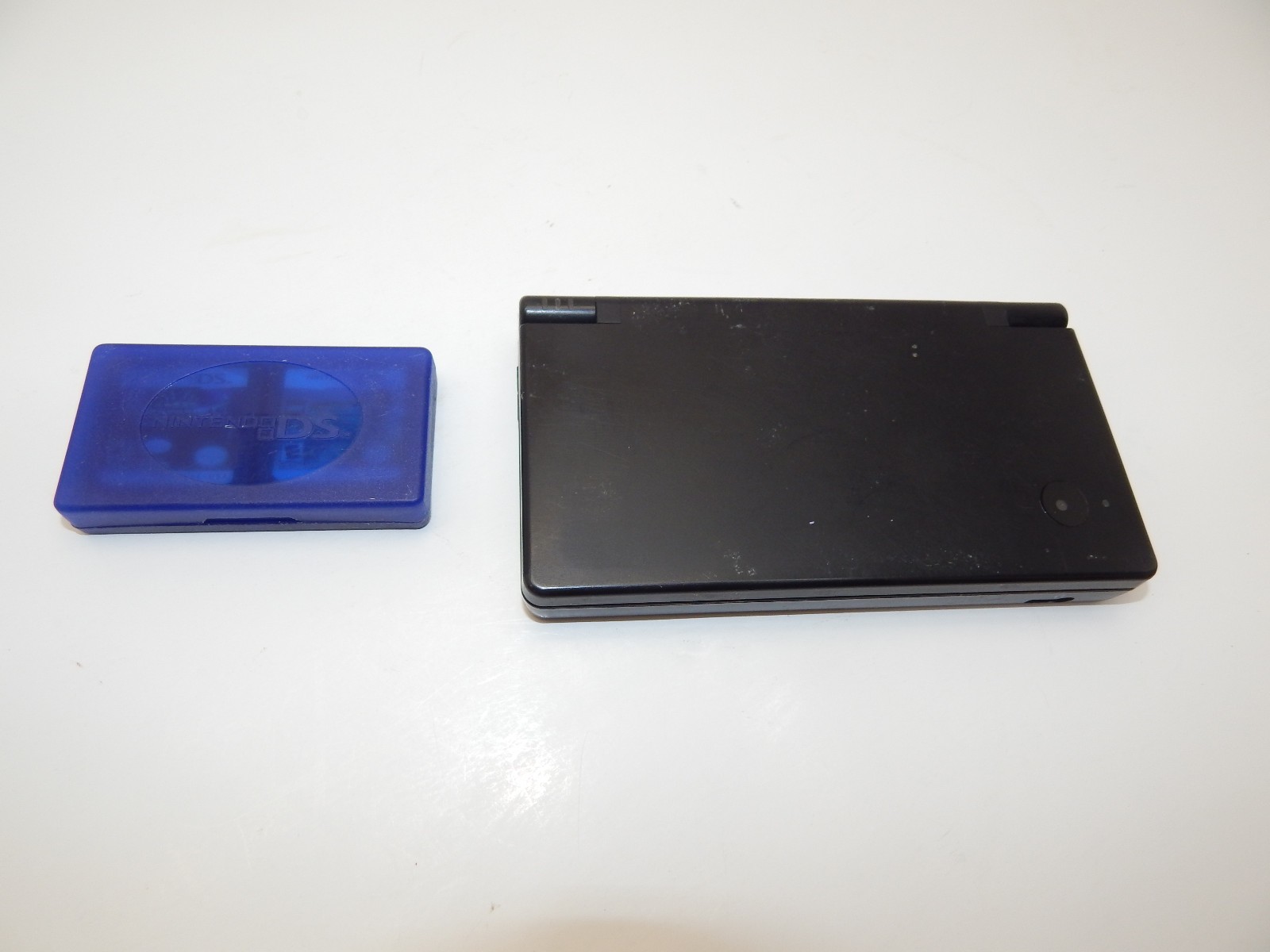 Nintendo DS Lite Handheld System-Onyx Black-With 5 games-works-well used