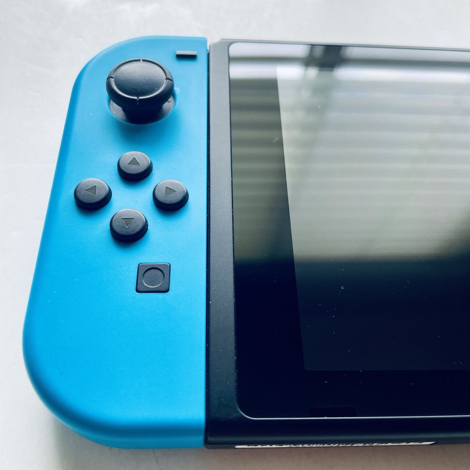 Nintendo Switch V2 Console Bundle 128GB 4 Joy-Cons Neon Blue Red Adult Owned OEM