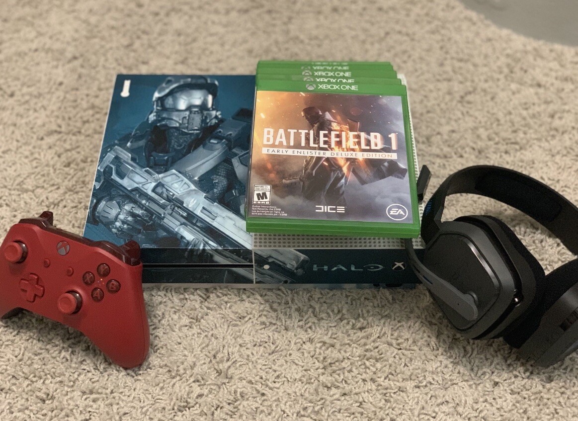 Xbox One S Halo Edition Bundle