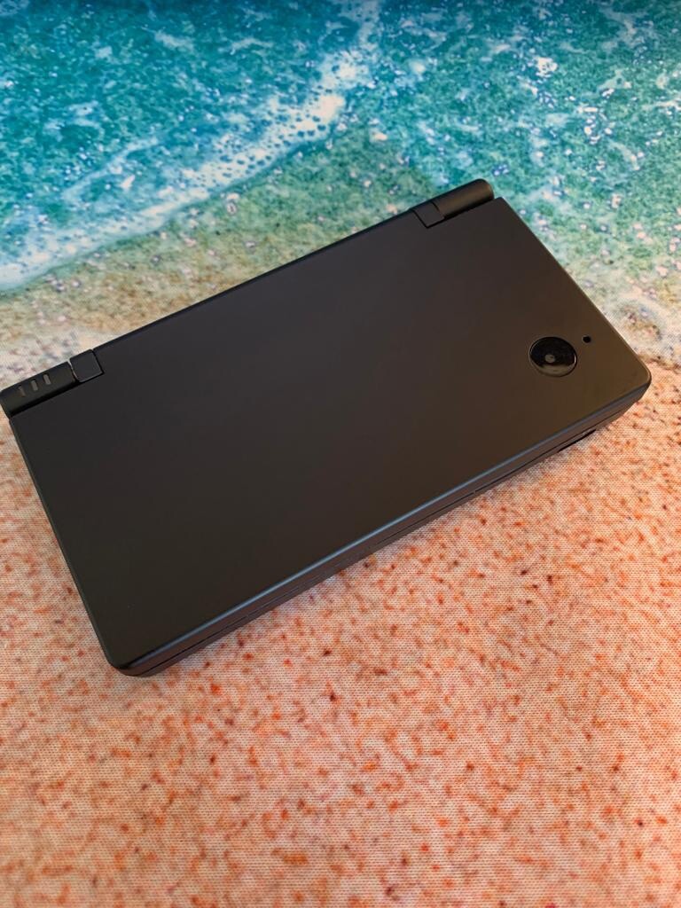 View Description – Nintendo DSi Launch Edition Black Handheld System