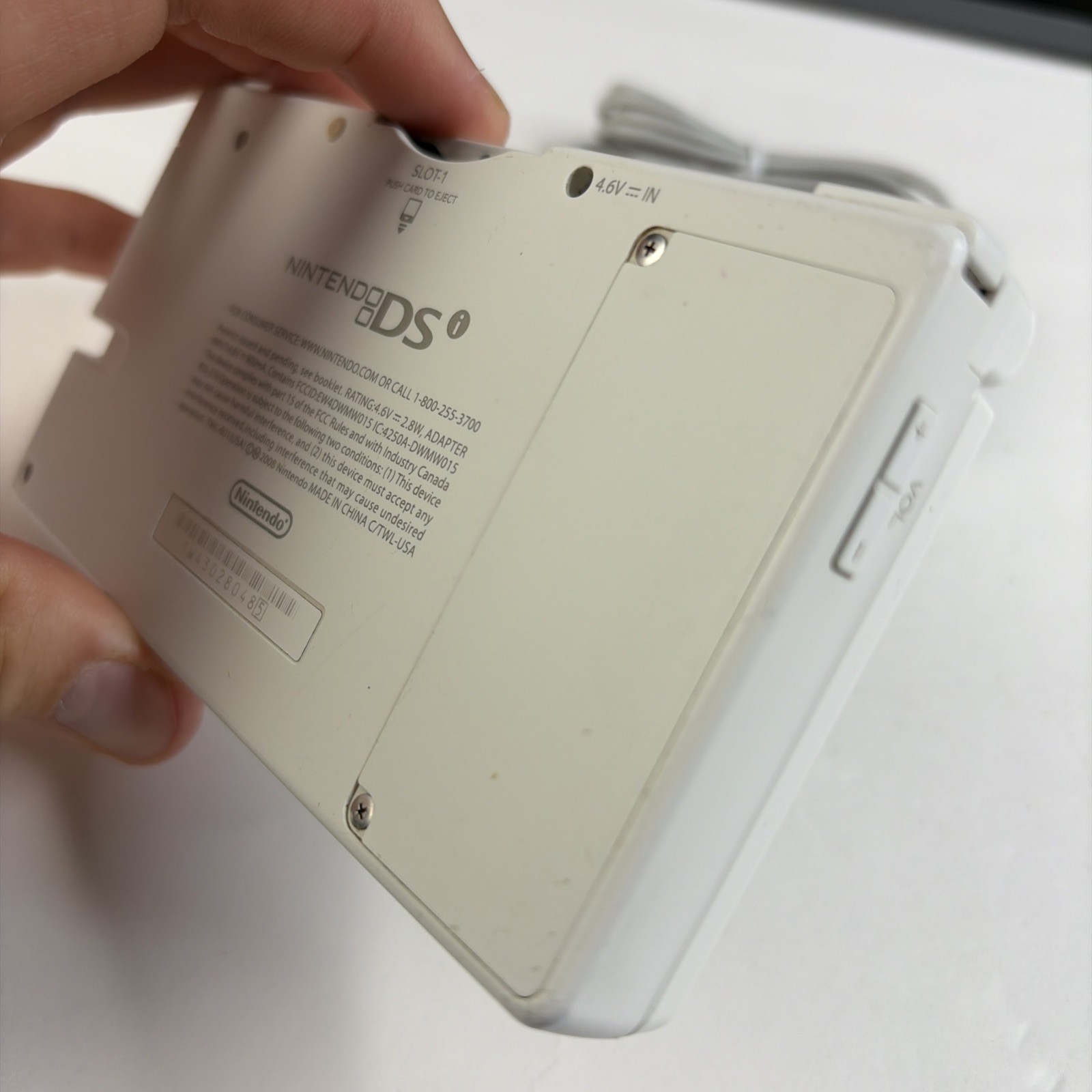 Nintendo DSi White Handheld Game Console with Charger. TESTED/WORKING US Model