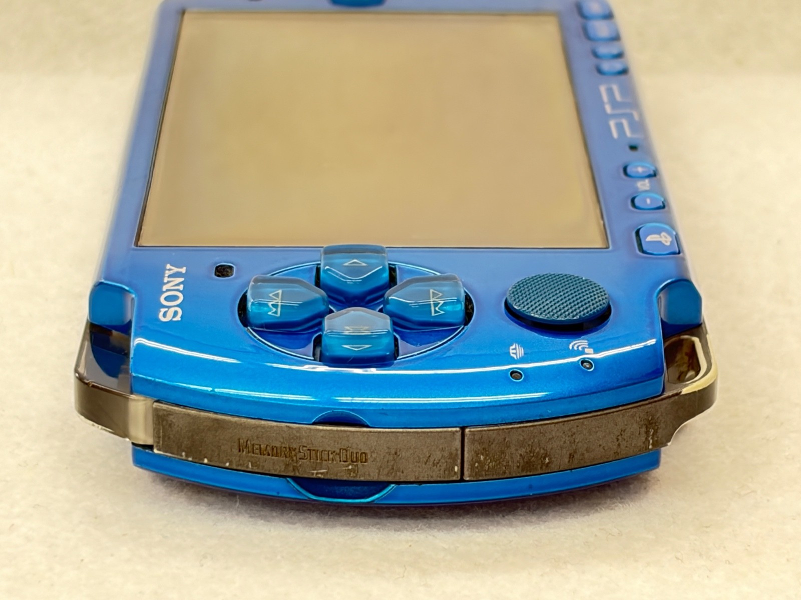 TESTED SONY PSP 3000 BLUE Console + Charger + battery + 3 game Region free 4GB