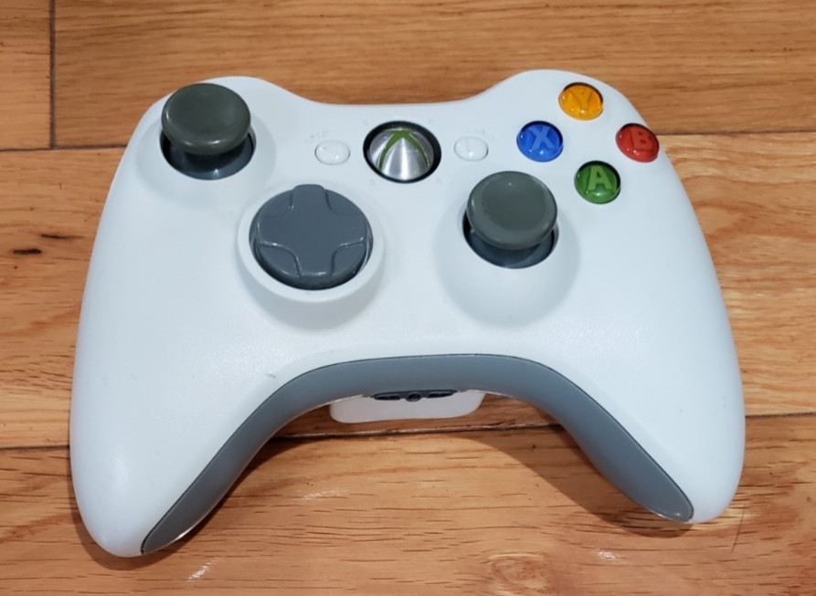 Xbox 360 E 1538 Console 250GB HDD Bundle, OEM Controller, Power, AV, TESTED!