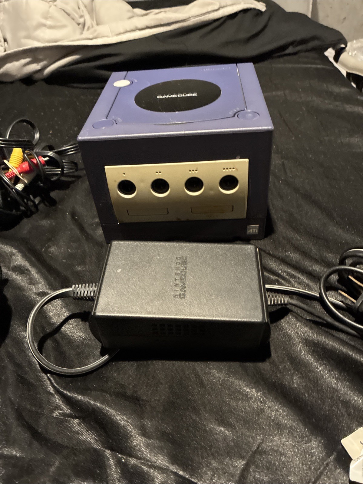 Nintendo GameCube Indigo Purple Console DOL-001 W/OEM Controller – TESTED
