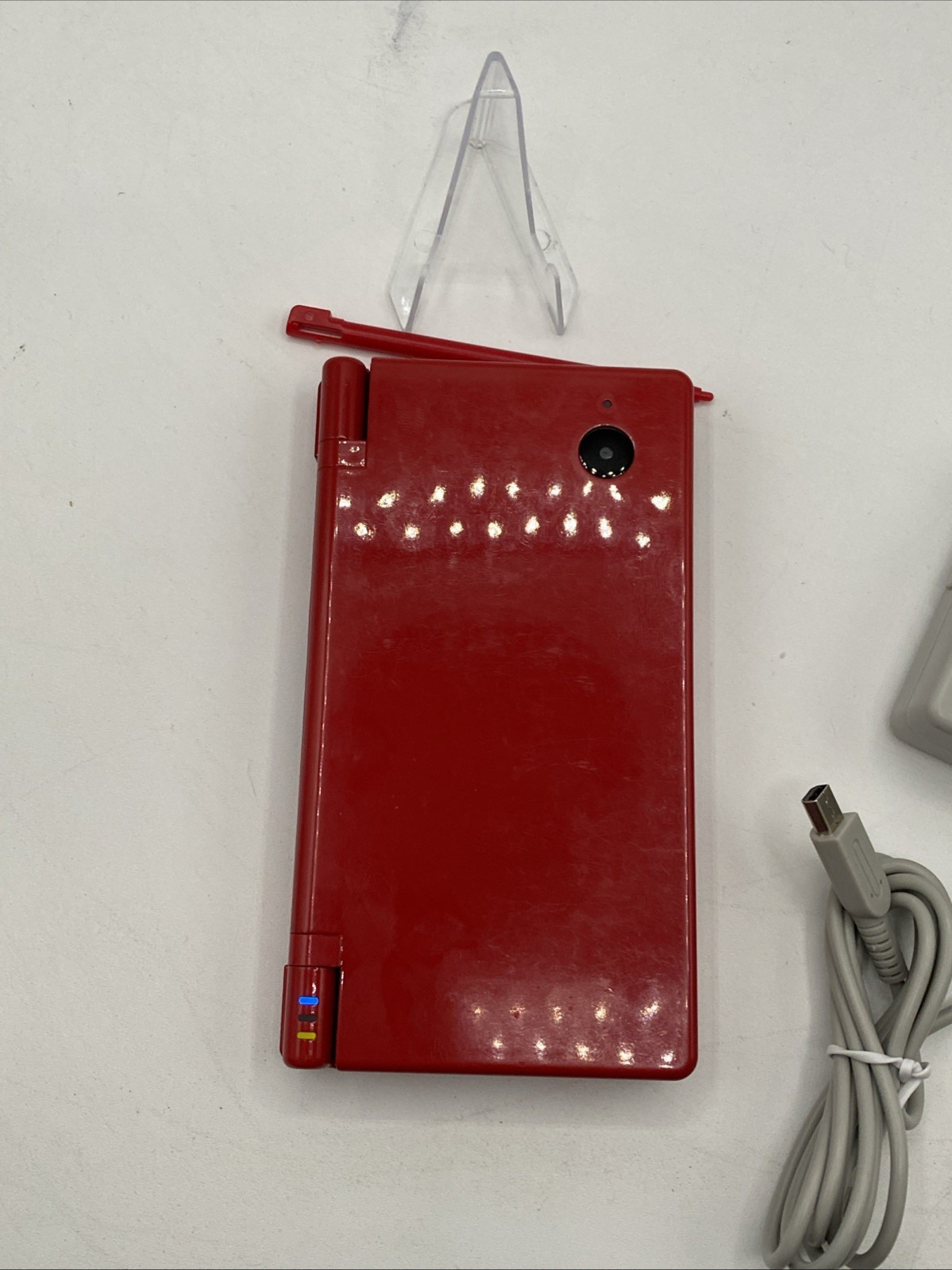 Nintendo DSi Red Console Bundle w/ Charger & 16GB SD Card