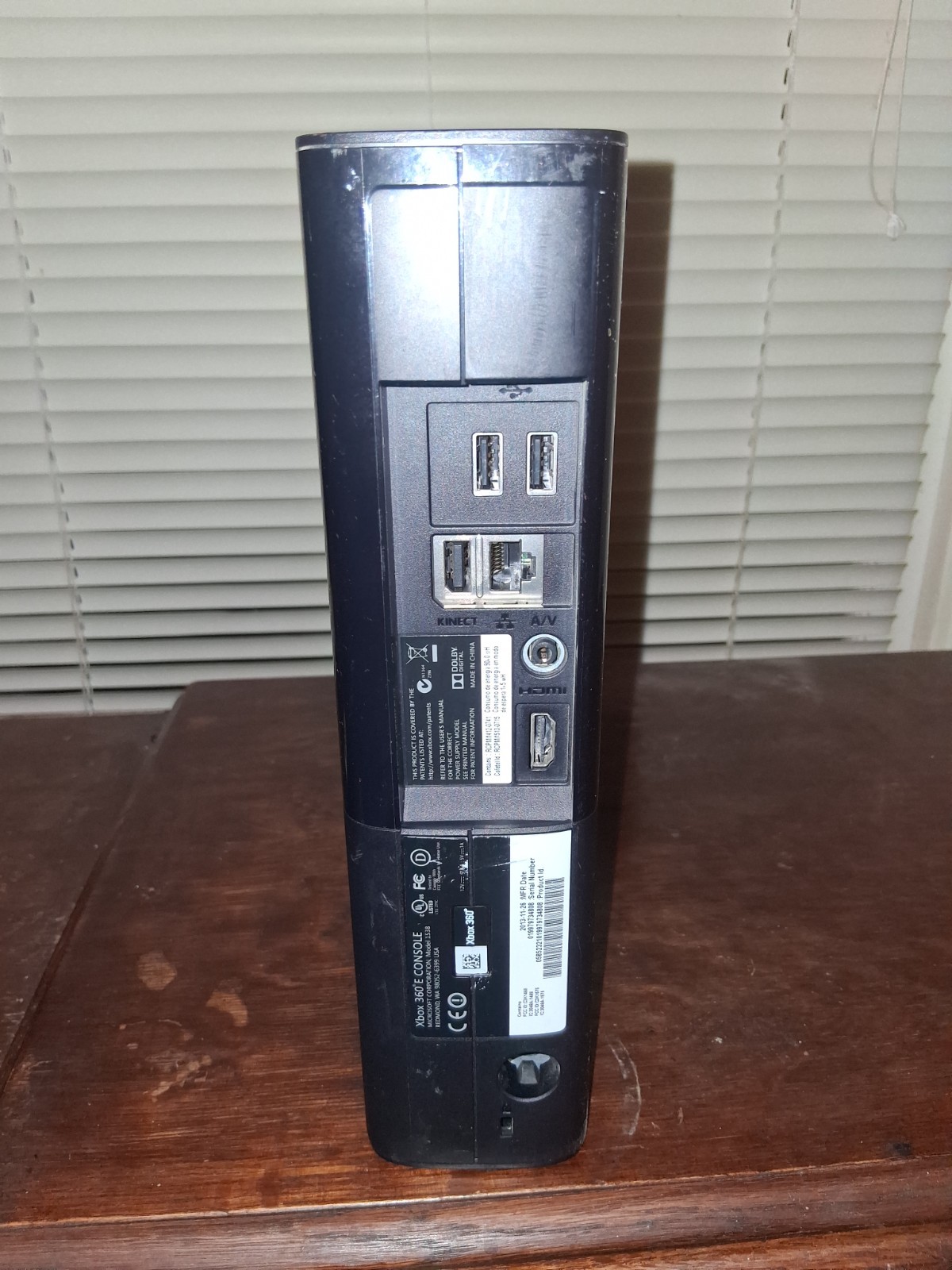 Microsoft Xbox 360 E Black Home Console Wi-Fi HDMI MPN 1538 2014