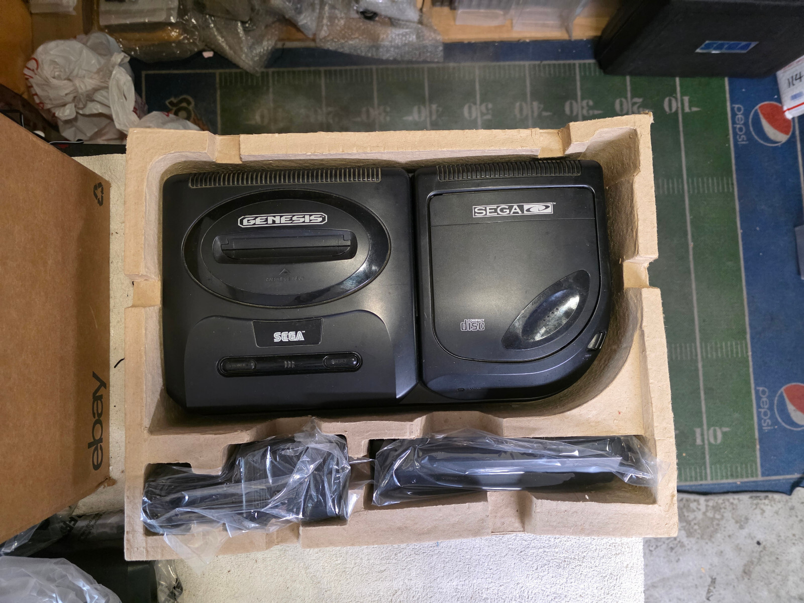 Sega CD Model 2 Console w/Genesis 2 Console w/Sewar Shark-CIB PLUS! VGC! TESTED!