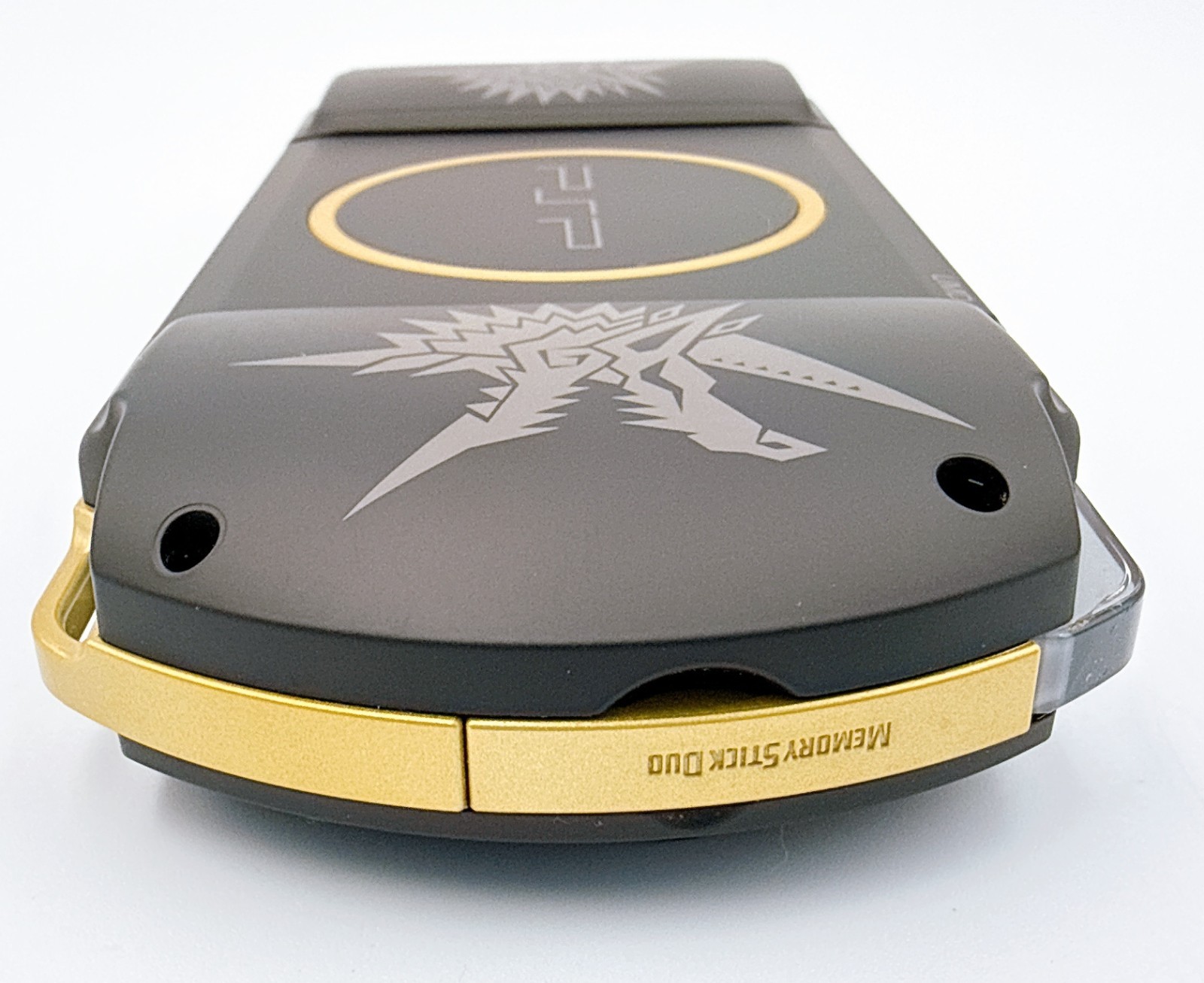 PSP-3000 Console Monster Hunter 3rd Limited Edition Region Free w/4GB -Excellent