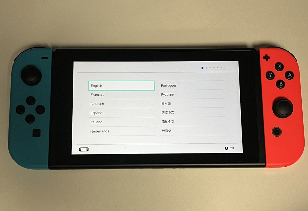 NINTENDO SWITCH HANDHELD – HAC-001(-01) V2 (CC2005837)
