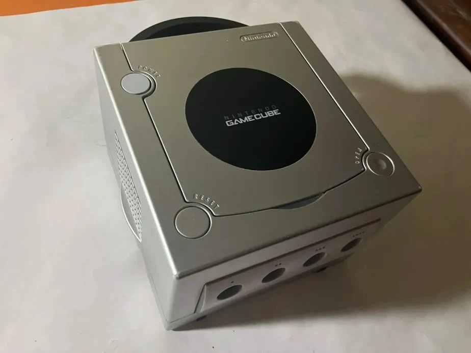 Nintendo GameCube Platinum Silver DOL-101 Console Tested w/ Controller Cables