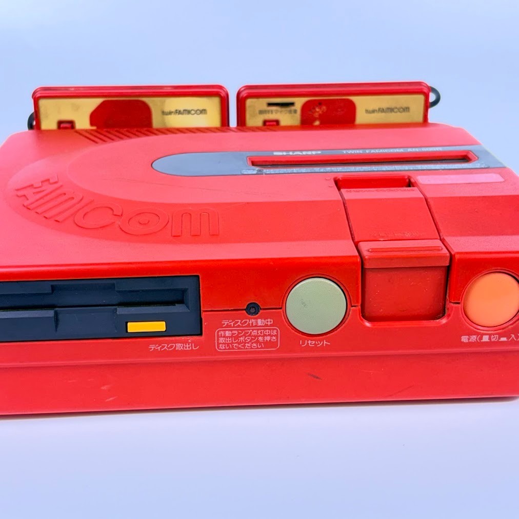 Sharp Twin Famicom AN-500R Red JUNK Video Distorted Other Untested NTSC-J Japan