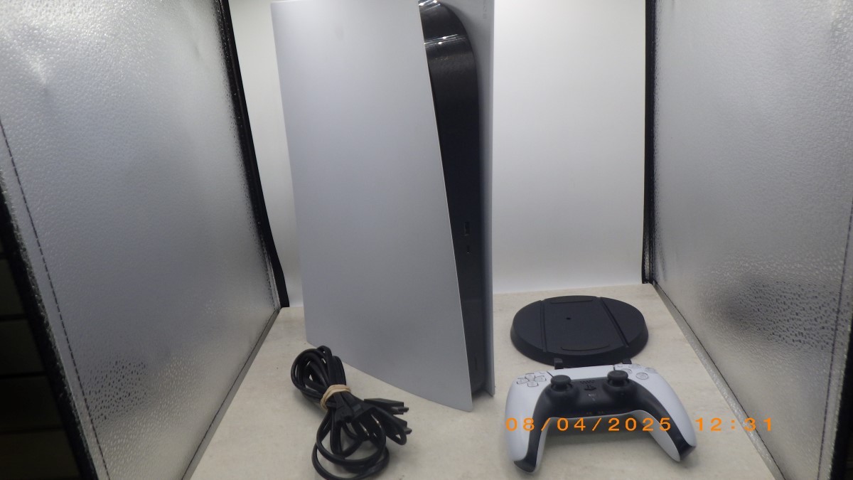 SONY PLAYSTATION 5 DIGITAL SYSTEM – CFI-1015B – CONSOLE, REMOTE, HDM (TDY028177)