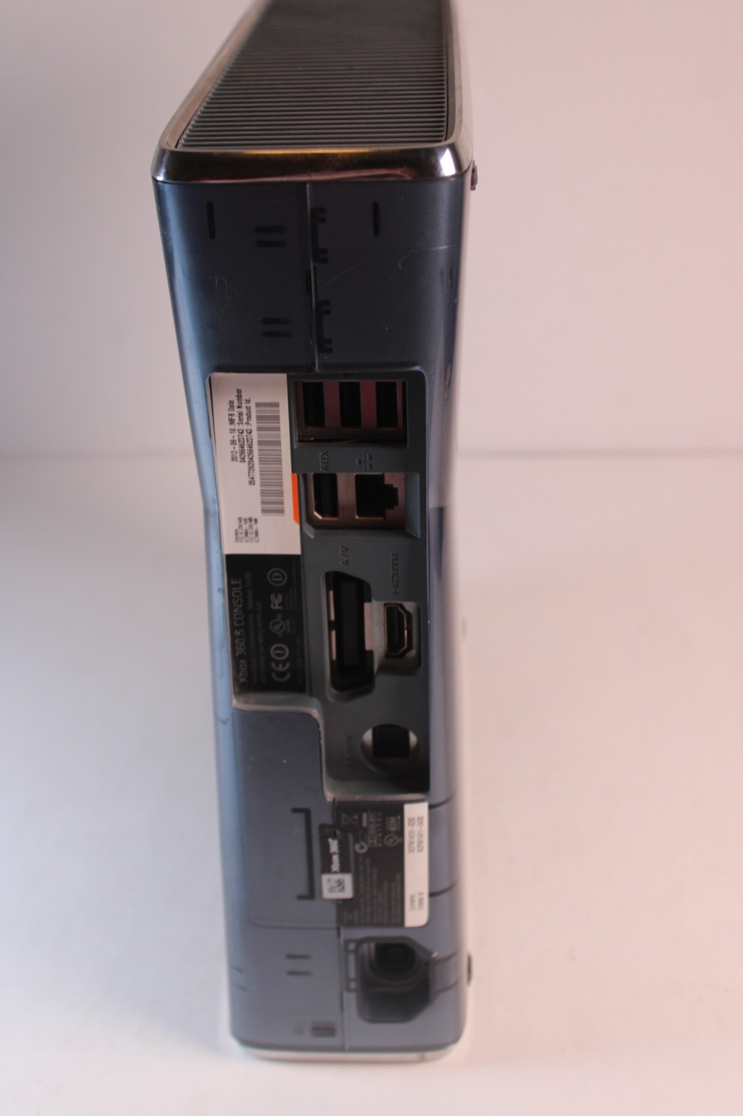 Microsoft Xbox 360 320GB Halo 4 Edition Console, 1 controller, 5 games, tested