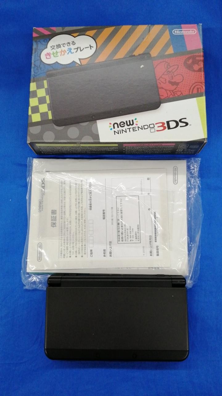 Nintendo 3DS KTR-001 New Handheld Gaming Console