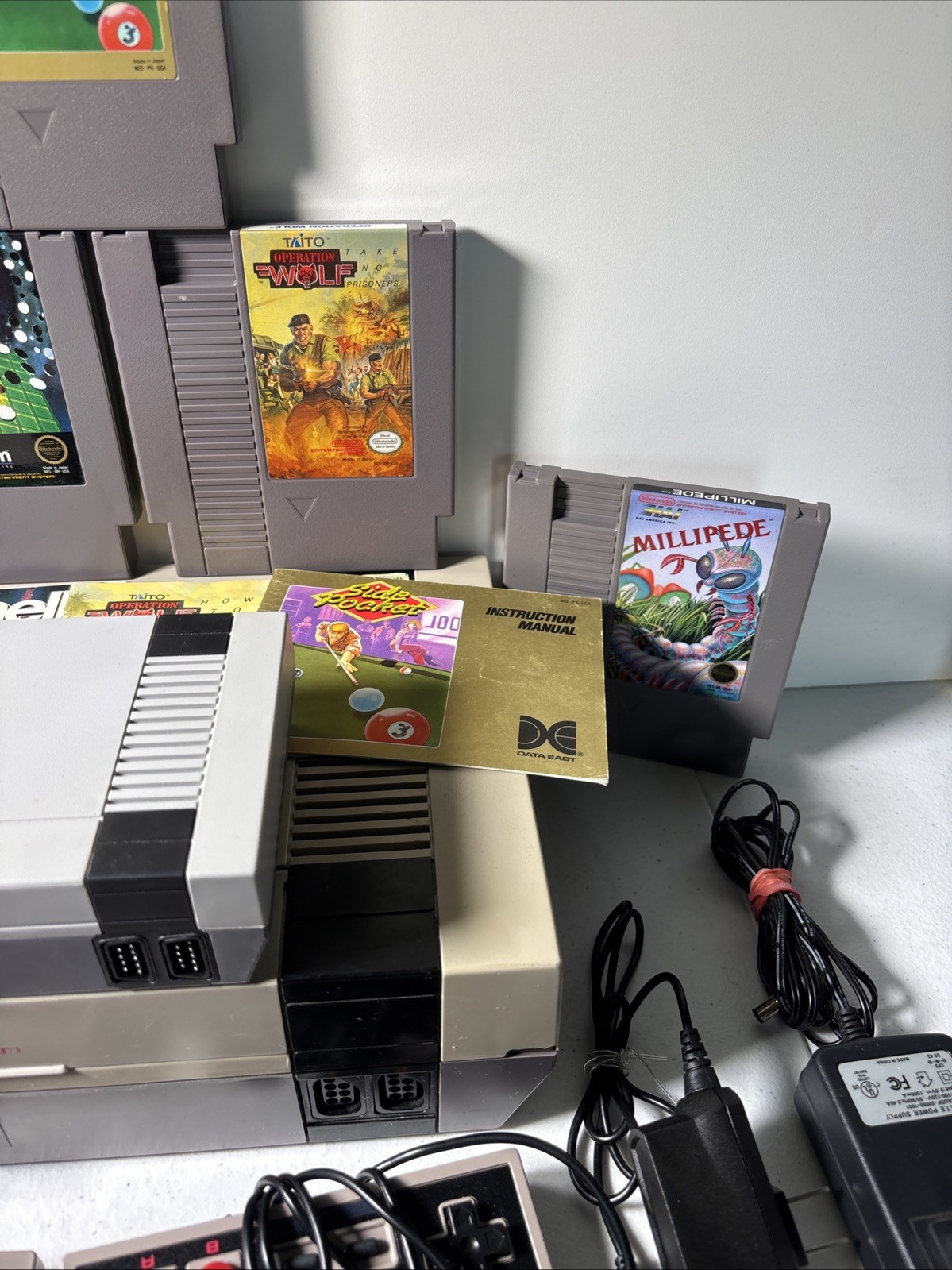 Nintendo Entertainment System NES Home Console With Controllers
