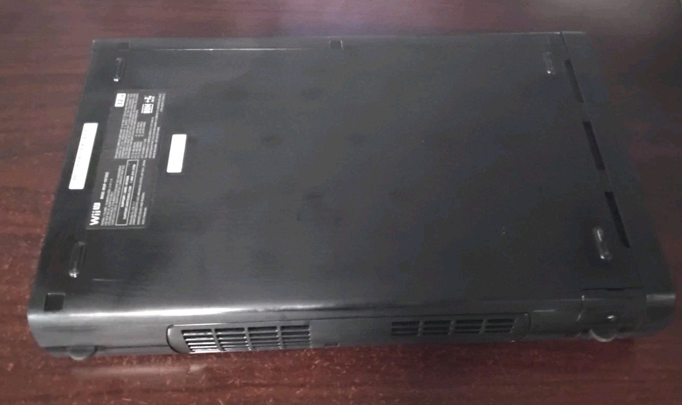 Nintendo Wii U Deluxe 32GB Handheld System – Black (WUP-101(02))
