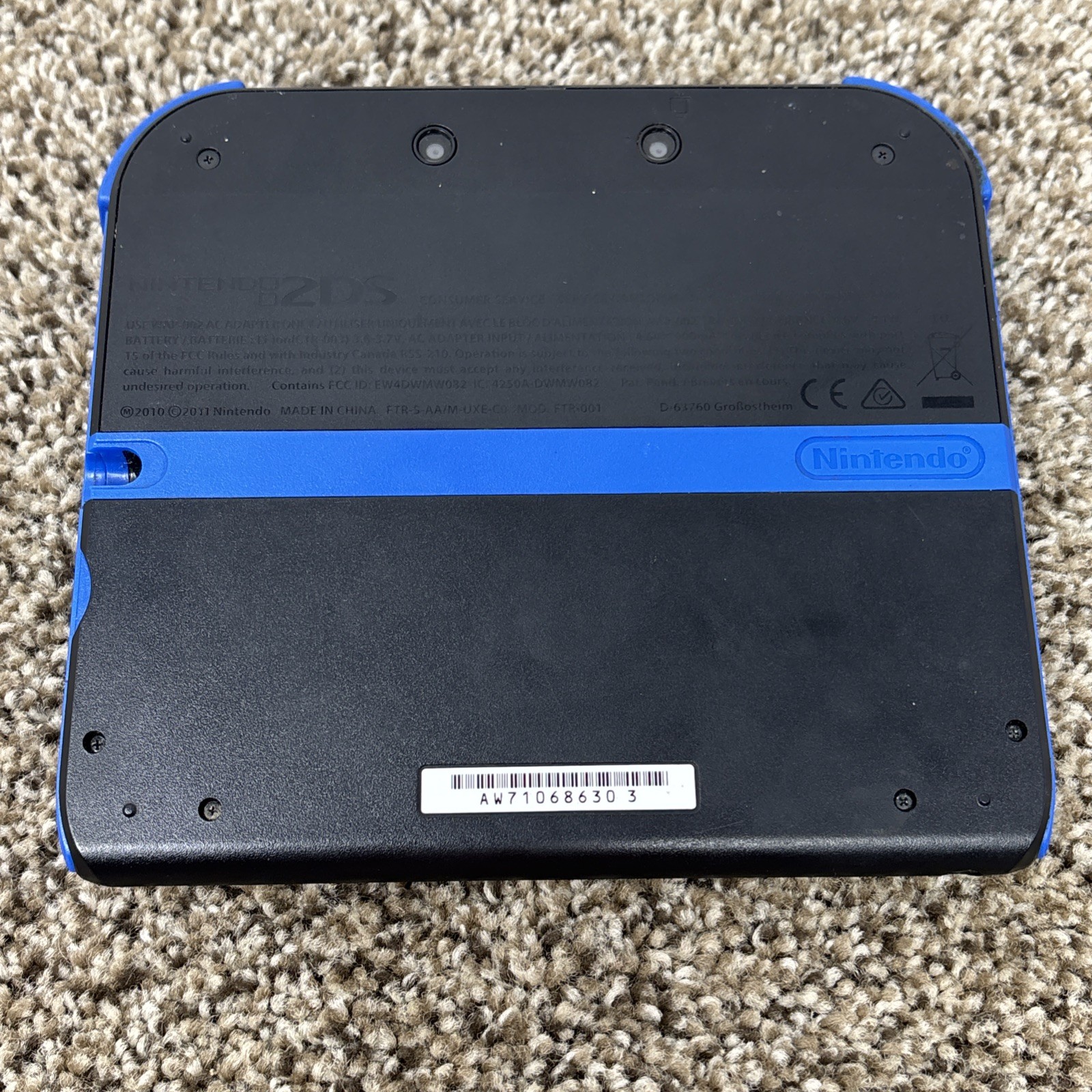Nintendo 2DS Black/blue Handheld Console w/ AC Adapter OEM Case