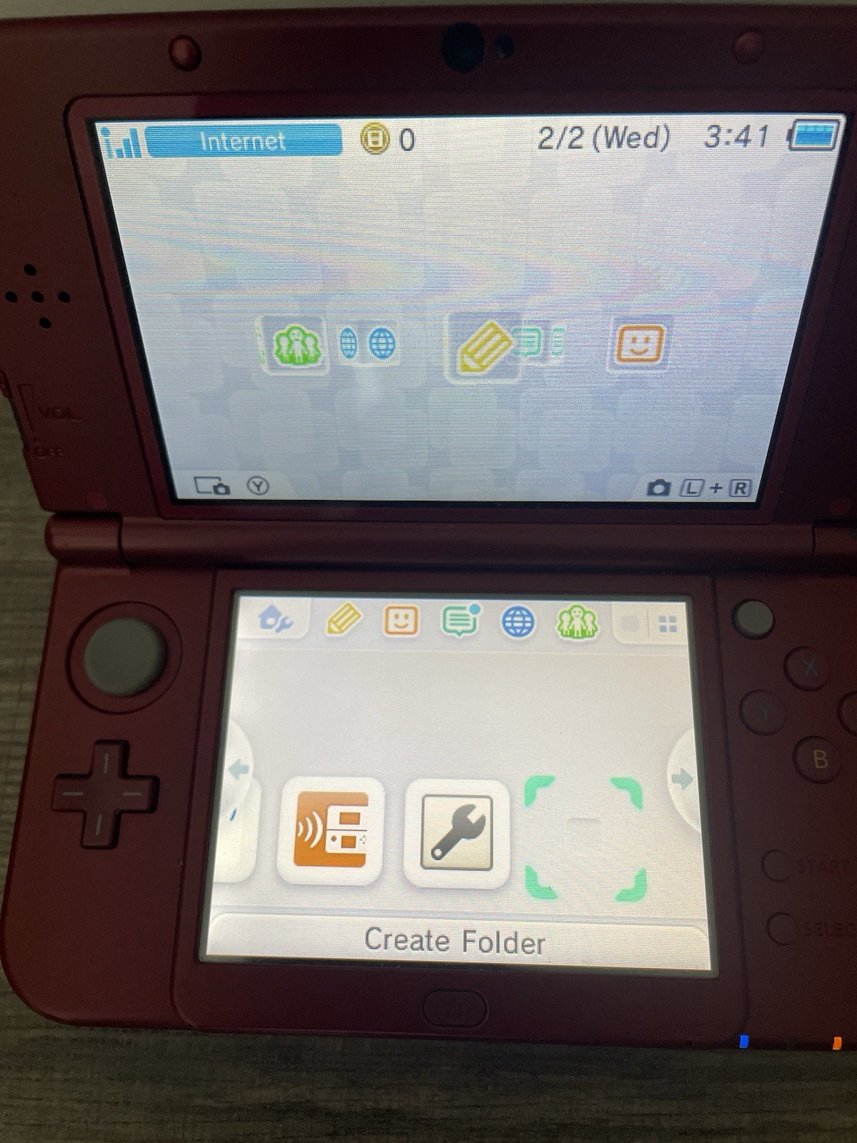 “NEW” NINTENDO 3DS XL METALLIC RED (RED-001) HANDHELD CONSOLE- USED.