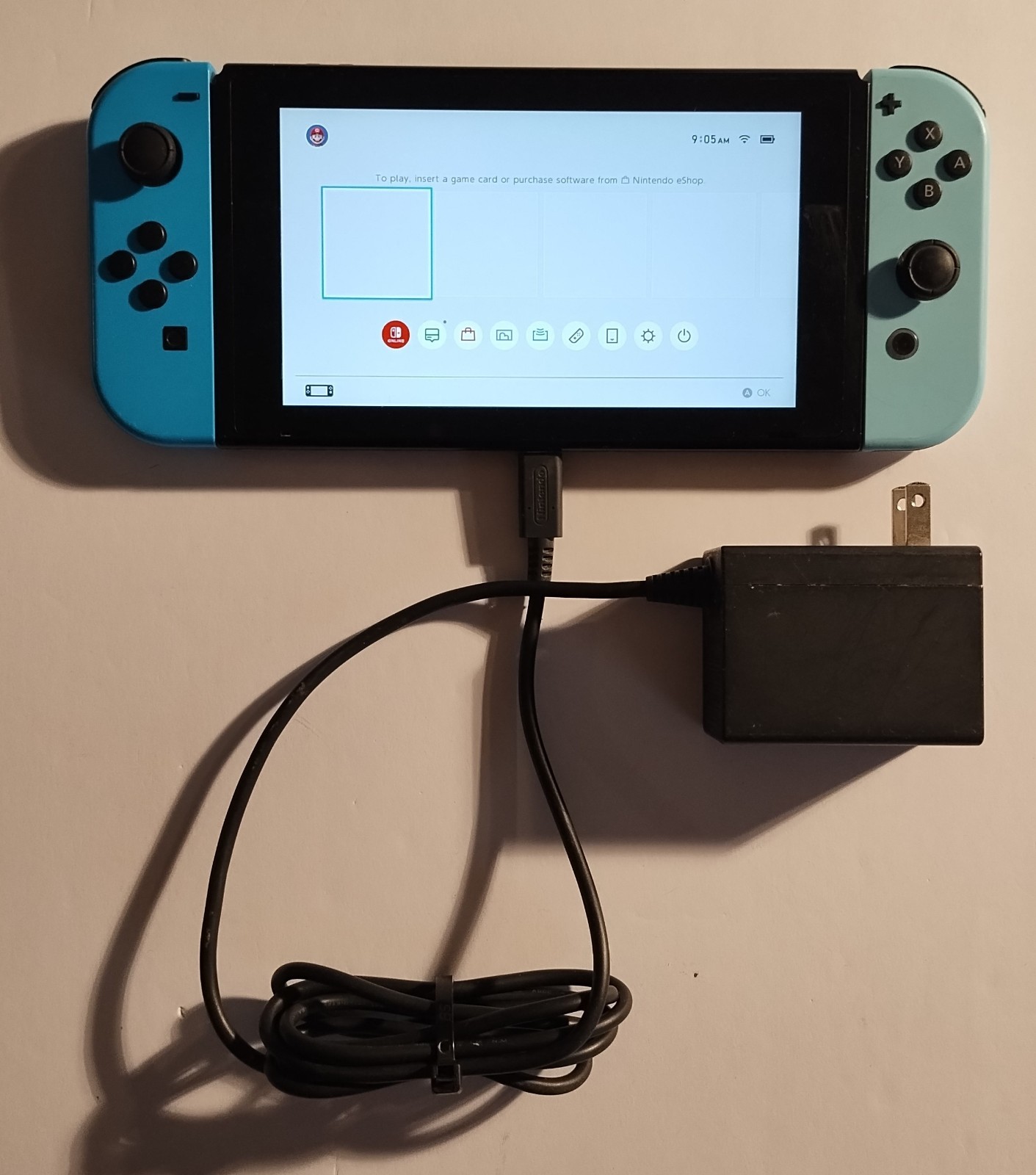 NINTENDO SWITCH W/ JOYCONS SERIAL # XAW10092373791 W/ CHARGER