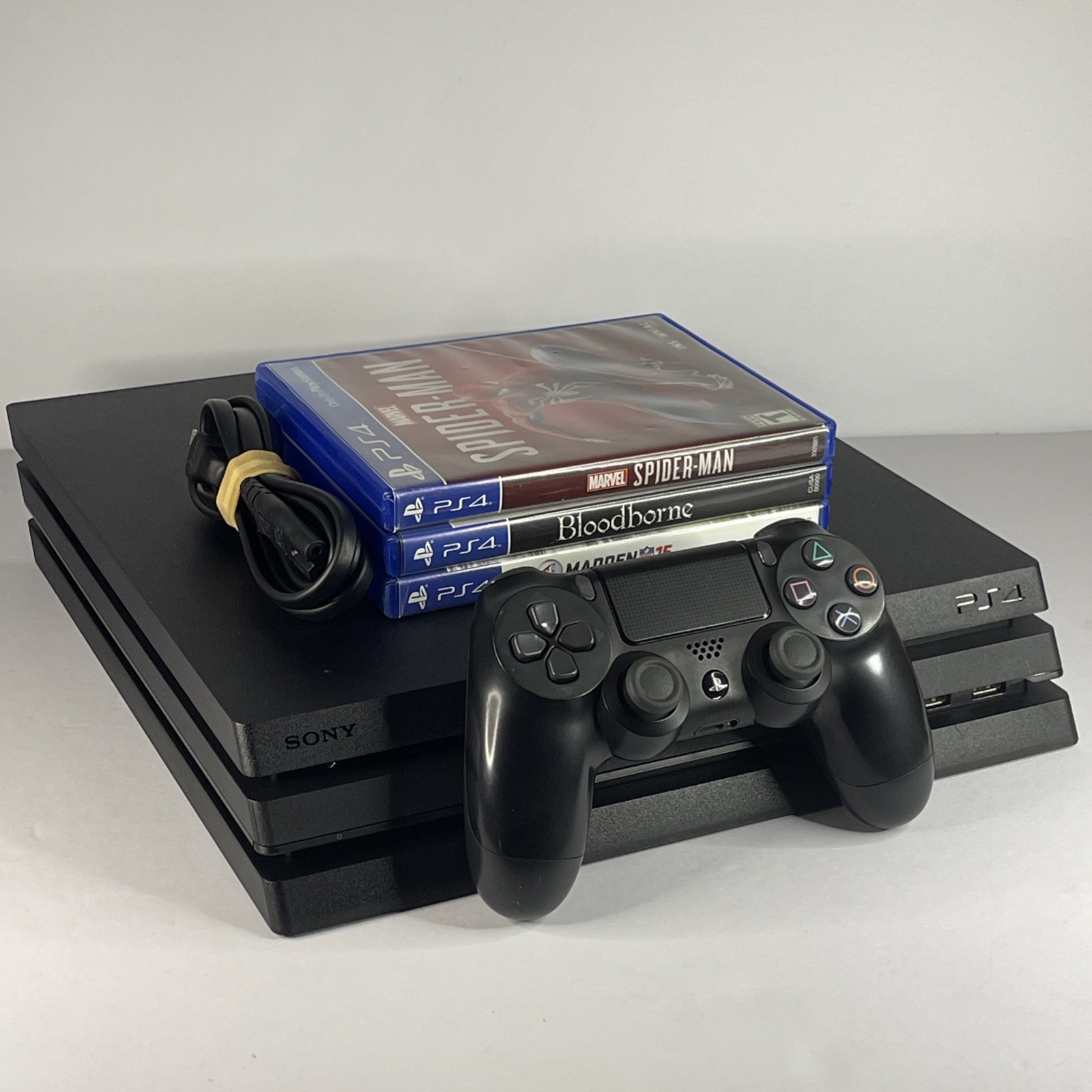 Sony PlayStation 4 Pro CUH-7215B 1TB Console Bundle OEM Controller Games Tested