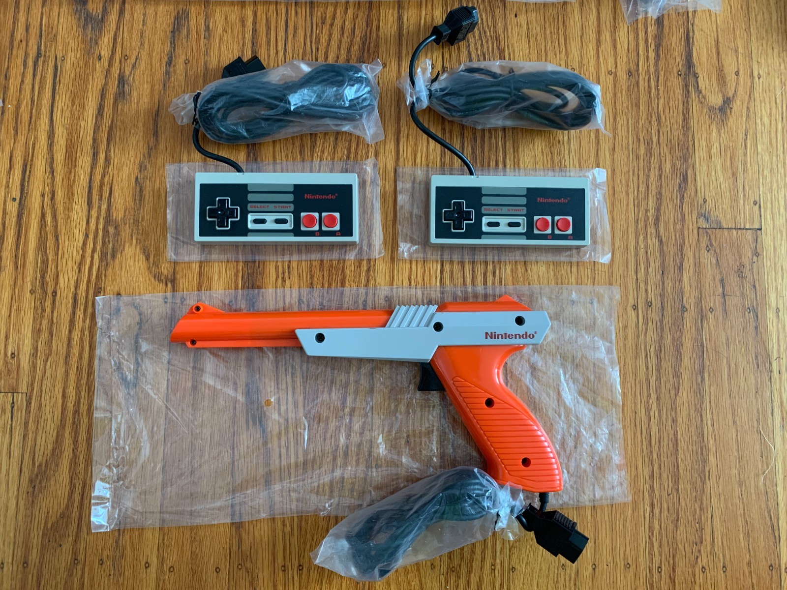 Nintendo NES Action Set console system 100% complete in box with protector