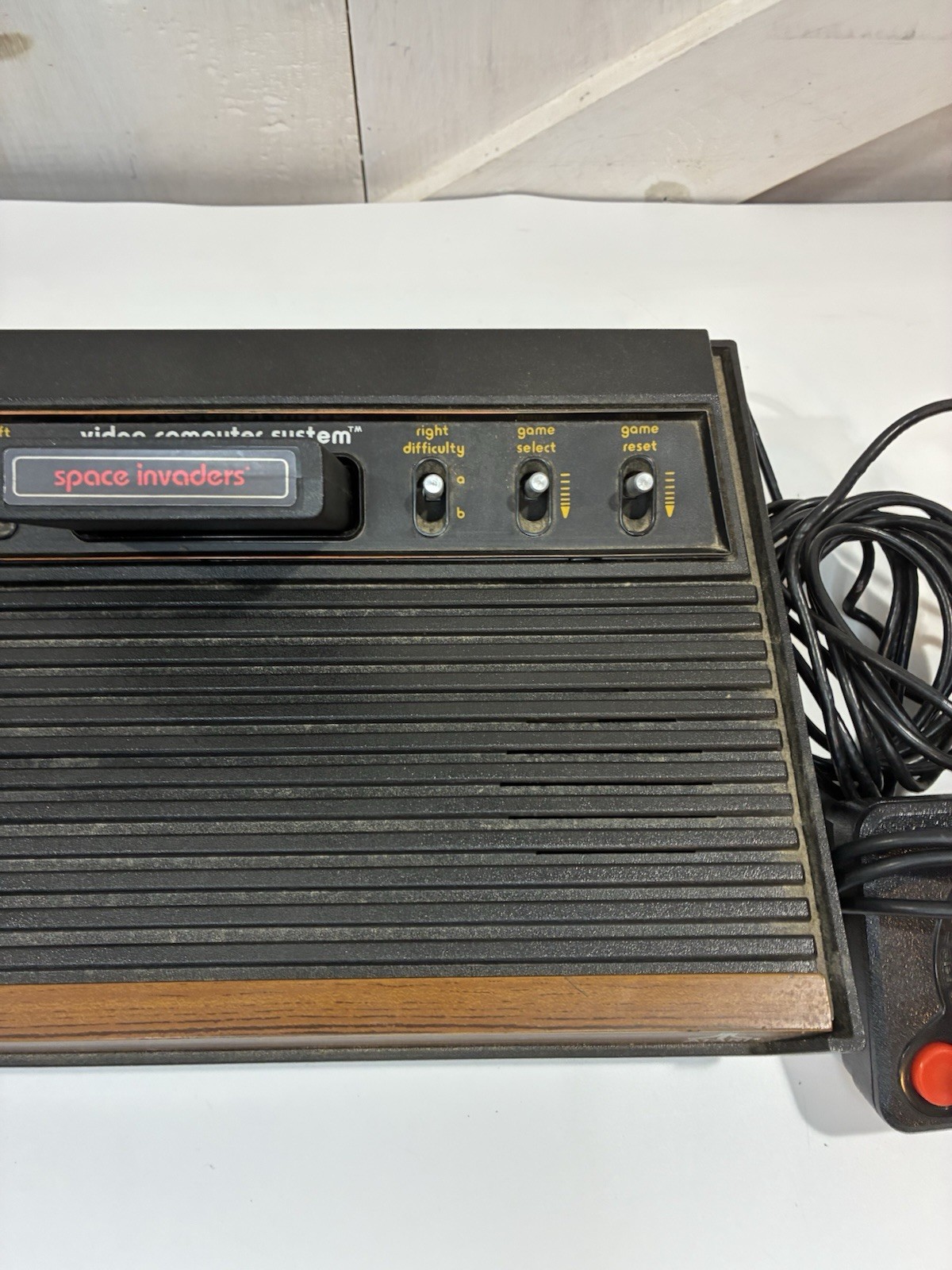 Atari 2600 6 Switch Video System,Space Invaders Game.1 Controller No Power Cord