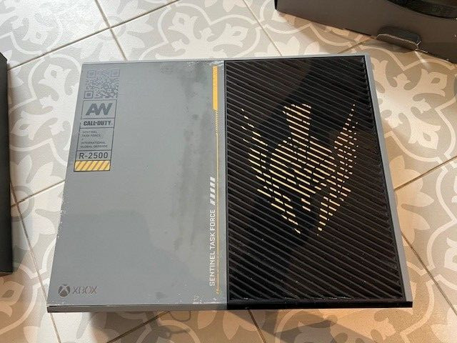 Microsoft Xbox One 1TB Black/Grey Home Console With Box – Pre-owned