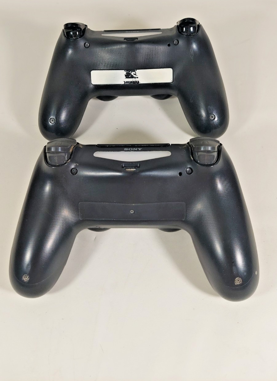 PS4 Console 500GB Bundle – 2 Controller, Cords, + 5 Games + Tested