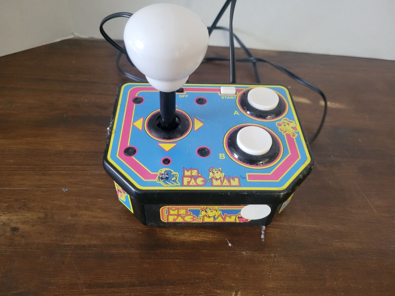 Ms. Pac-Man Plug & Play Home Console Composite RCA Blue Black Yellow Pink