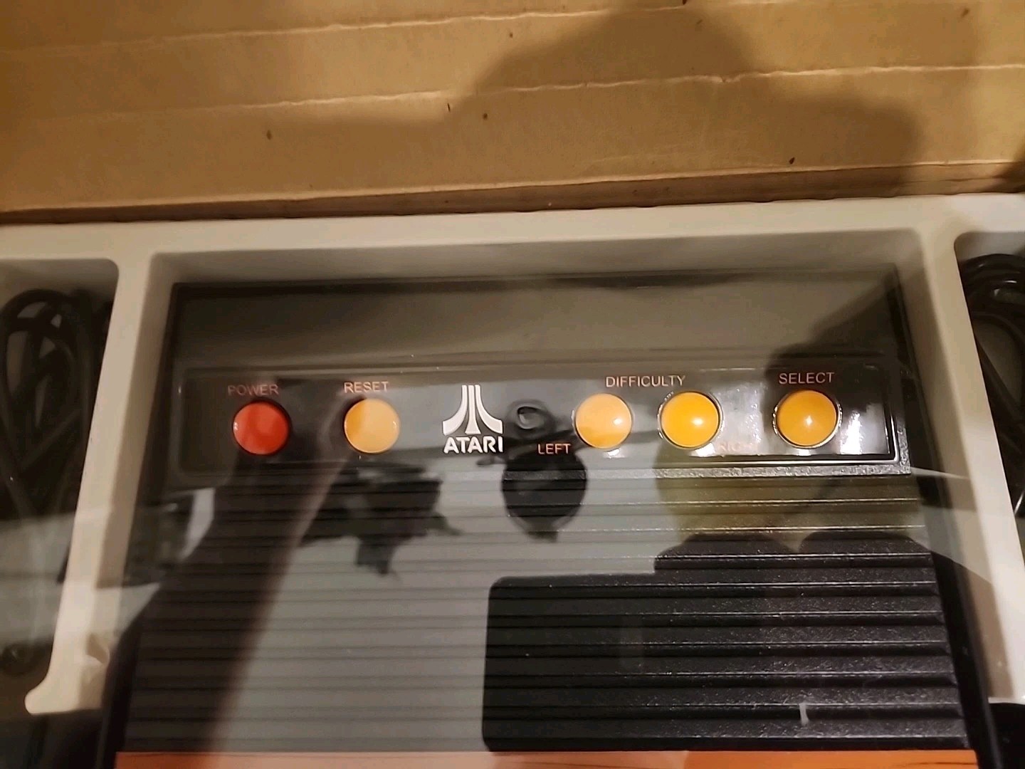VTG Atari 2600 Flashback 2 Classic Game Console – Preloaded 40 Games – NEW 2005