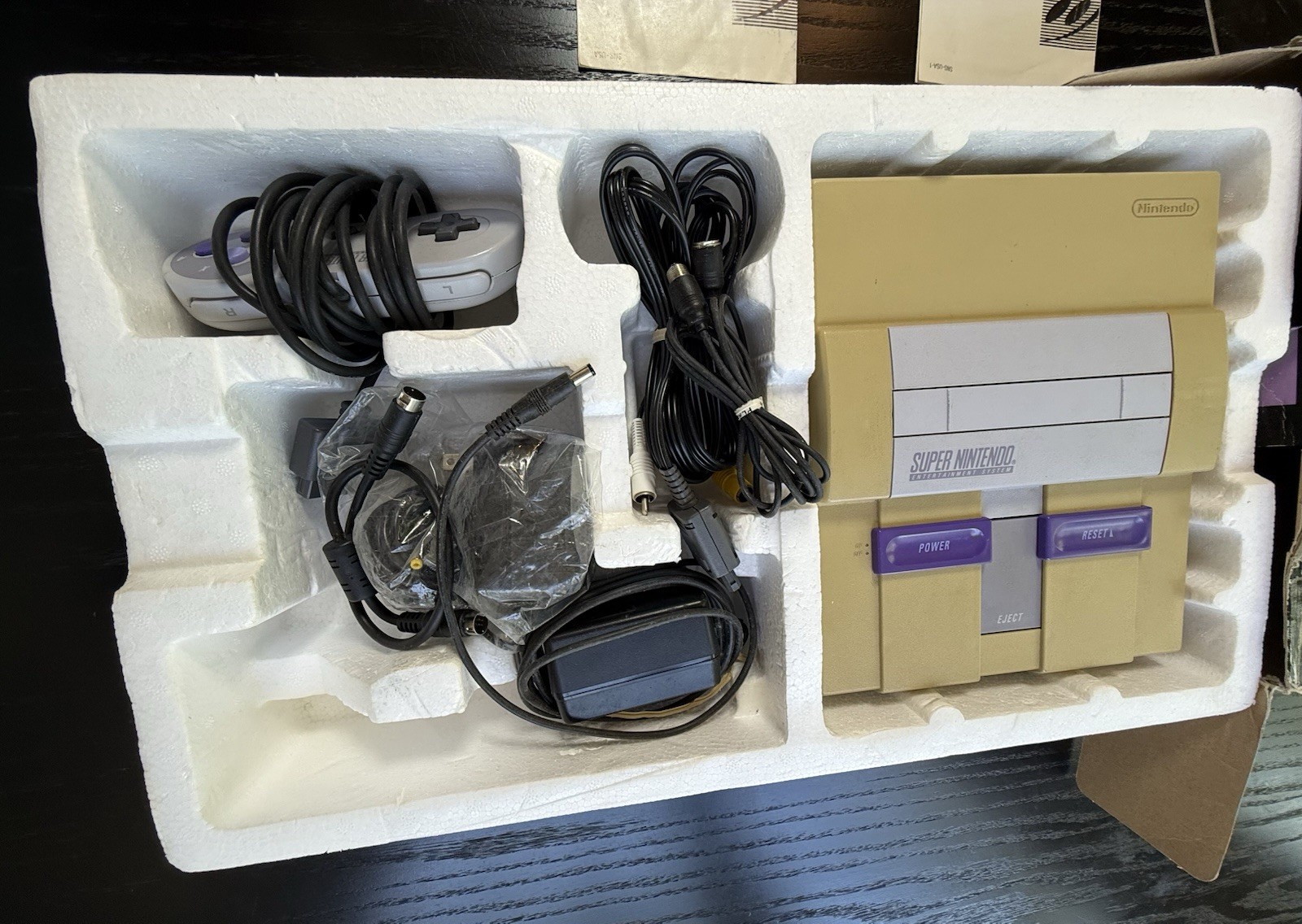 Super Nintendo SNES Console CIB Complete In Box SNS-001 w/Manuals Untested As-Is