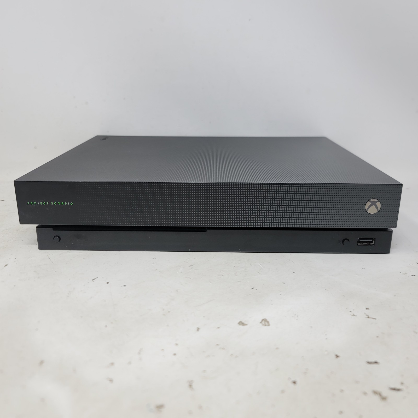 Microsoft Xbox One X Project Scorpio Edition 1TB Console Black Power ON Then OFF