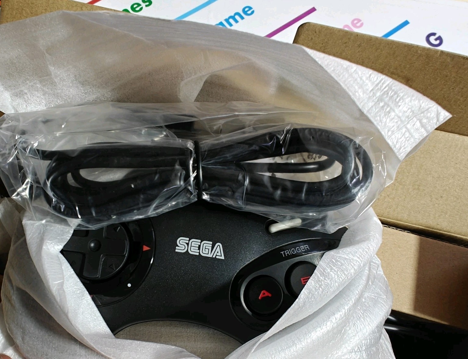 MINI SEGA MEGA DRIVE CONSOLE COMPLETE MINT + 40 GAMES INCLUDED
