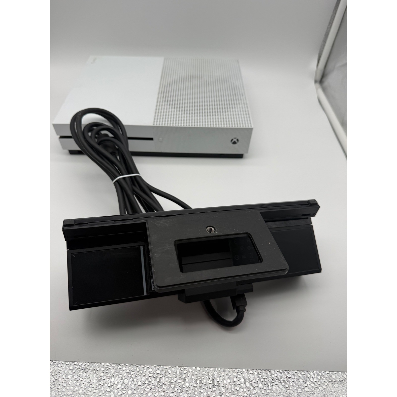 Microsoft Xbox One S Console Model 1681 with Kinect Sensor Model 1595 TESTED