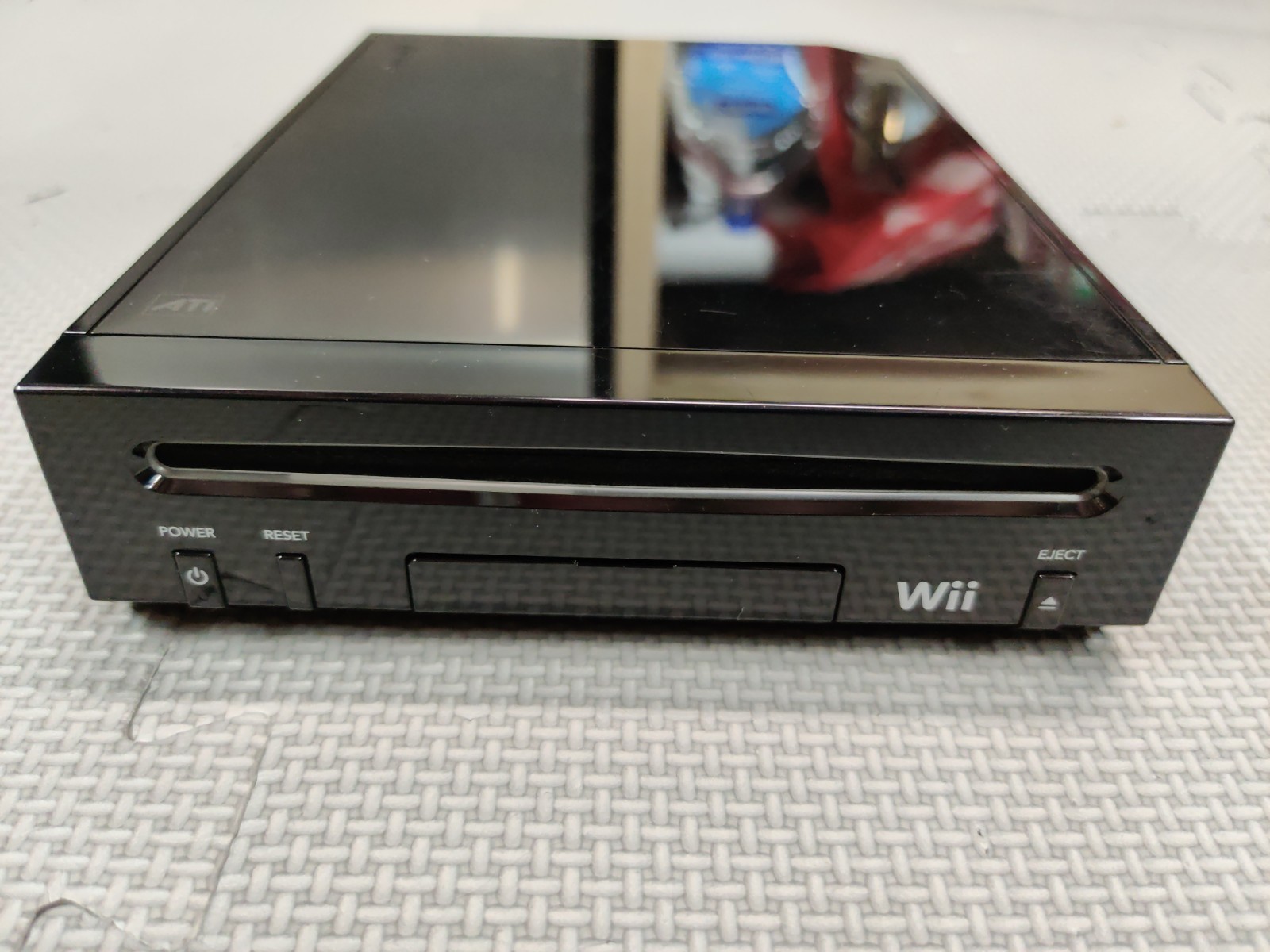 Nintendo Wii + Wii Sports /Wii Sports Resort Bundle W/Box- Complete – TESTED-